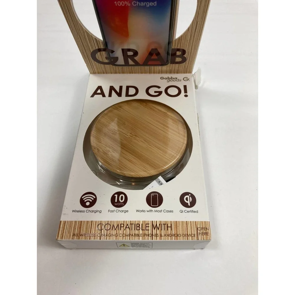 4/$25 NWT Gabba Goods Rapid Charge Wireless Pad